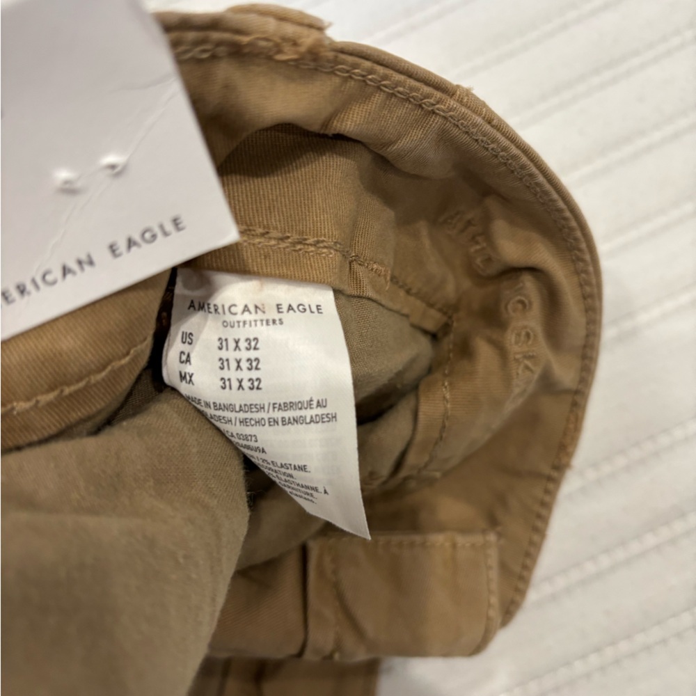 Brand new athletic skinny American eagle pants